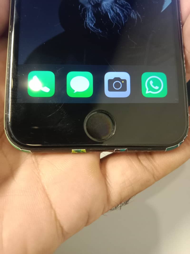 Apple iPhone 7 7