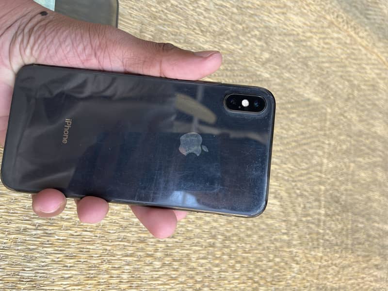 Apple iPhone XS Max 2
