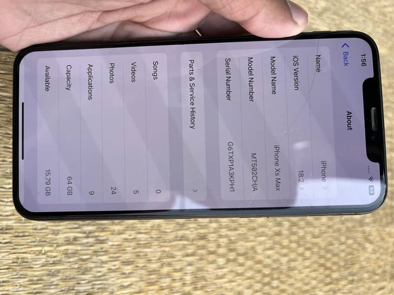 Apple iPhone XS Max 3