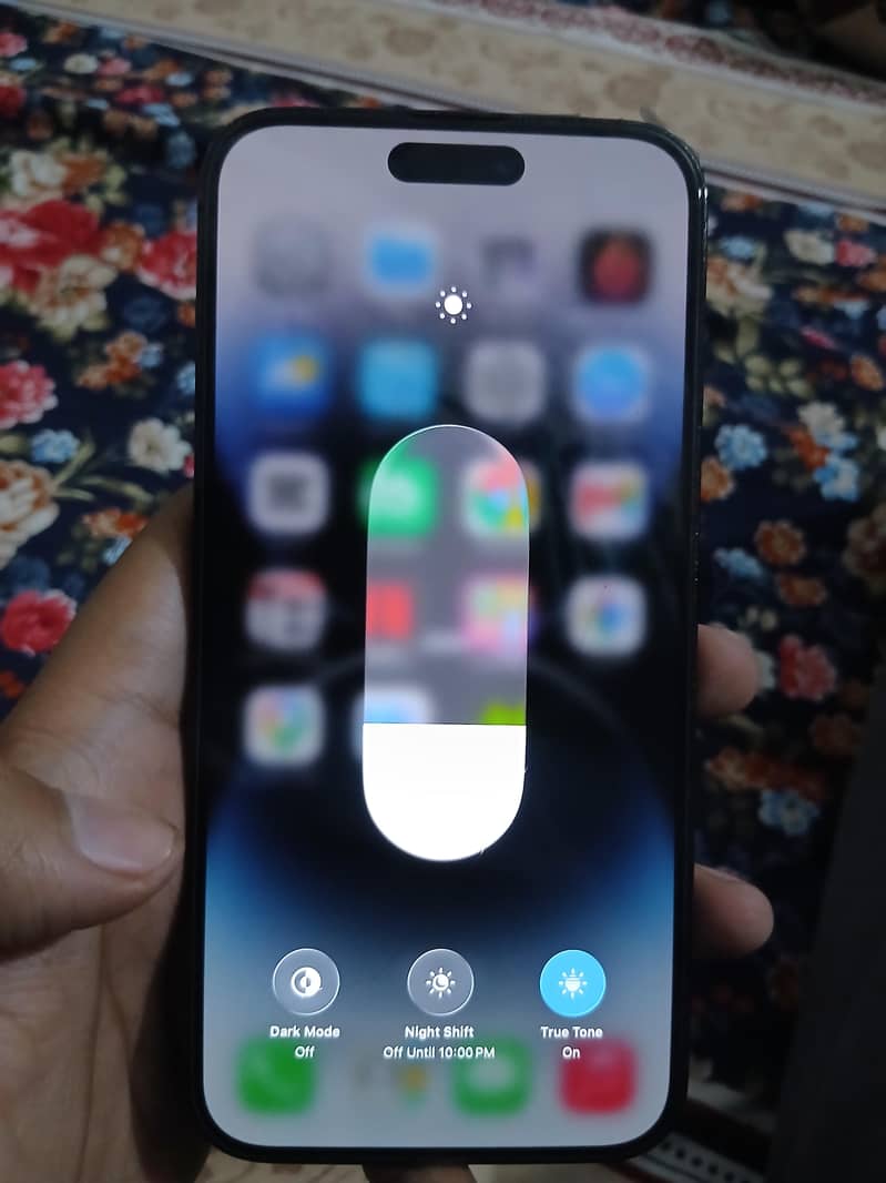 Apple iPhone 14 Pro Max 4