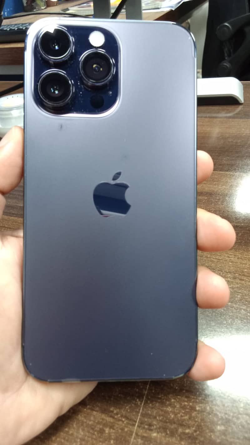 Apple iPhone 14 Pro Max 4