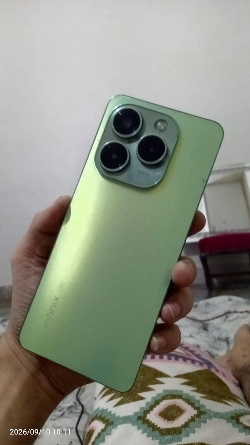 Infinix Note 40 Pro 1