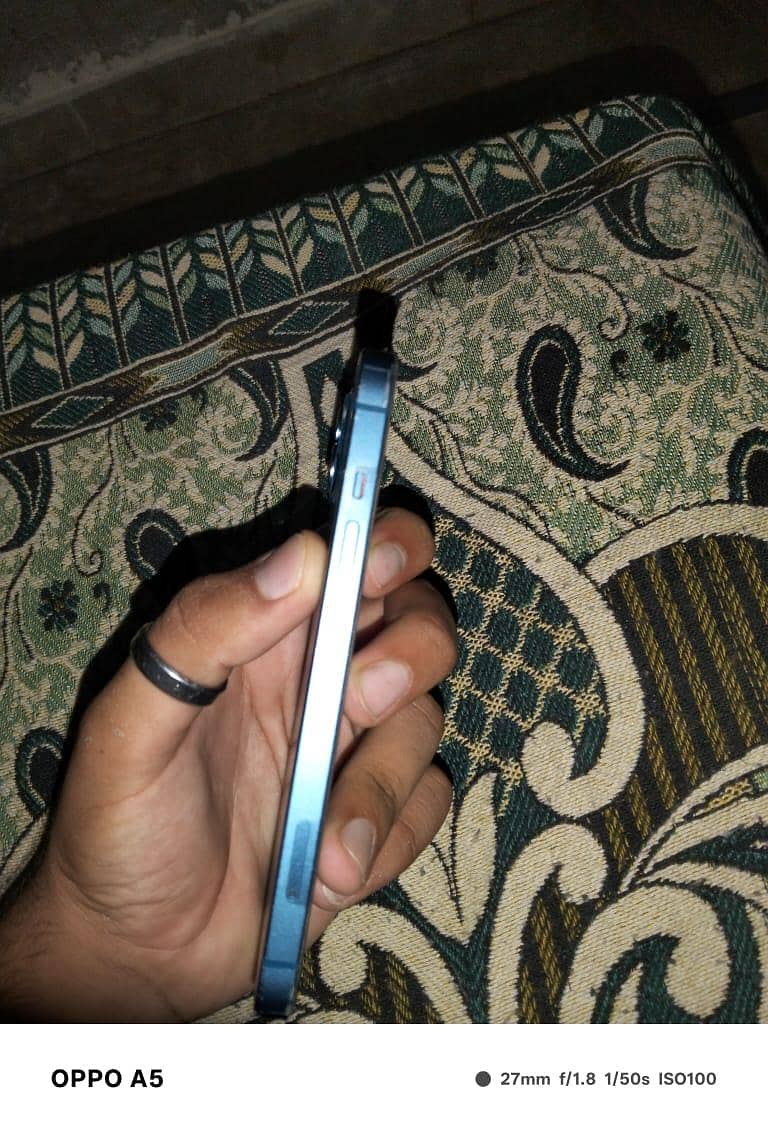Apple iPhone 13 3
