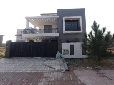 On Excellent Location 10 Marla House For Sale In Bahria Town Phase 8 - Block A Rawalpindi In Only Rs. 45000000