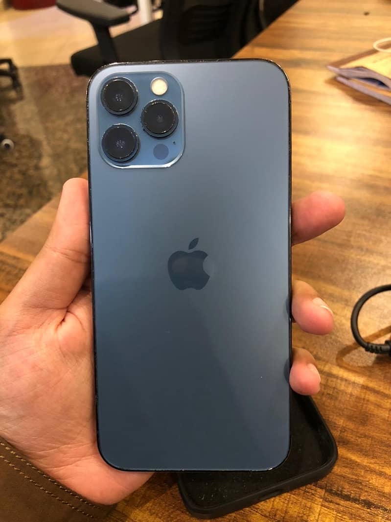Apple iPhone 12 Pro Max 6