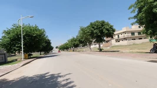 Bahria Town Phase 8 Block E, 14 Marla Plot For Sale