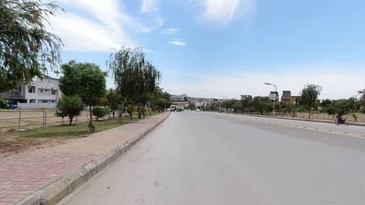 Bahria Town Phase 8 Block D 10 Marla Plot For Sale