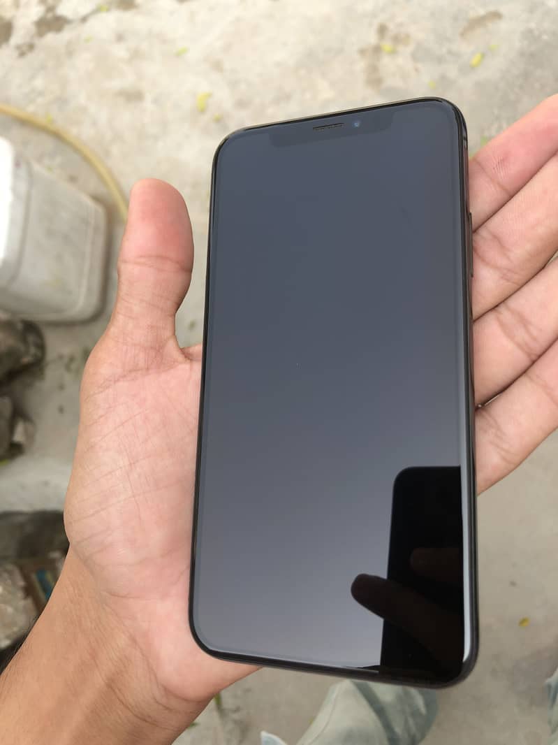 Apple iPhone X 2