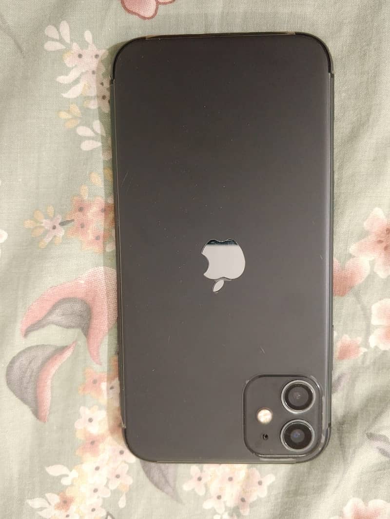 Apple iPhone 11 3