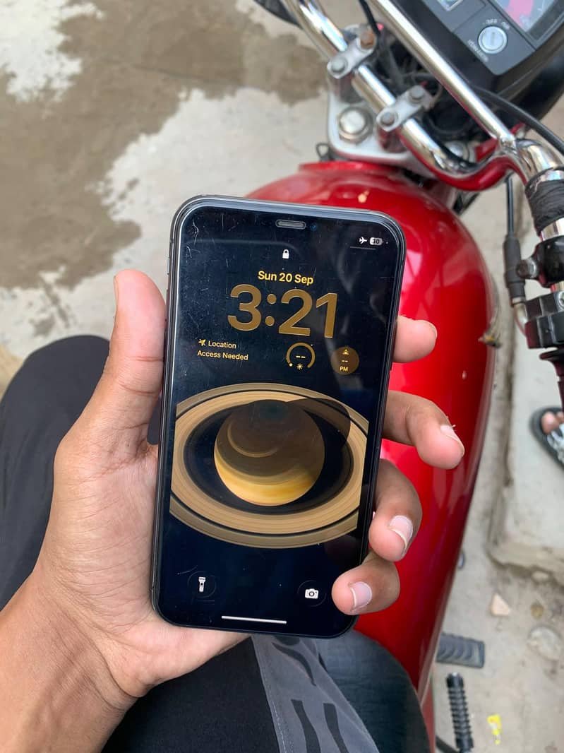 Apple iPhone 11 8