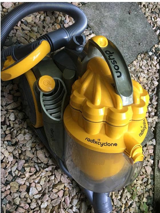 imported vacuum cleaner 1