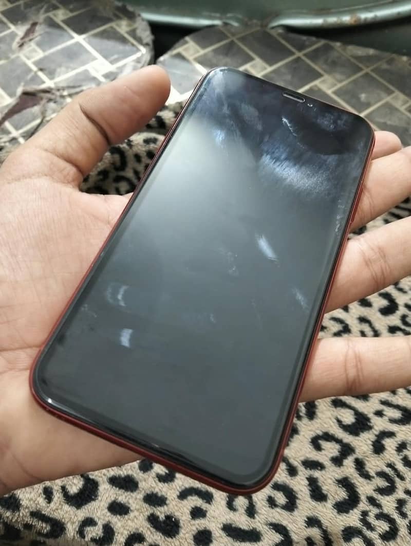 Apple iPhone XR 6