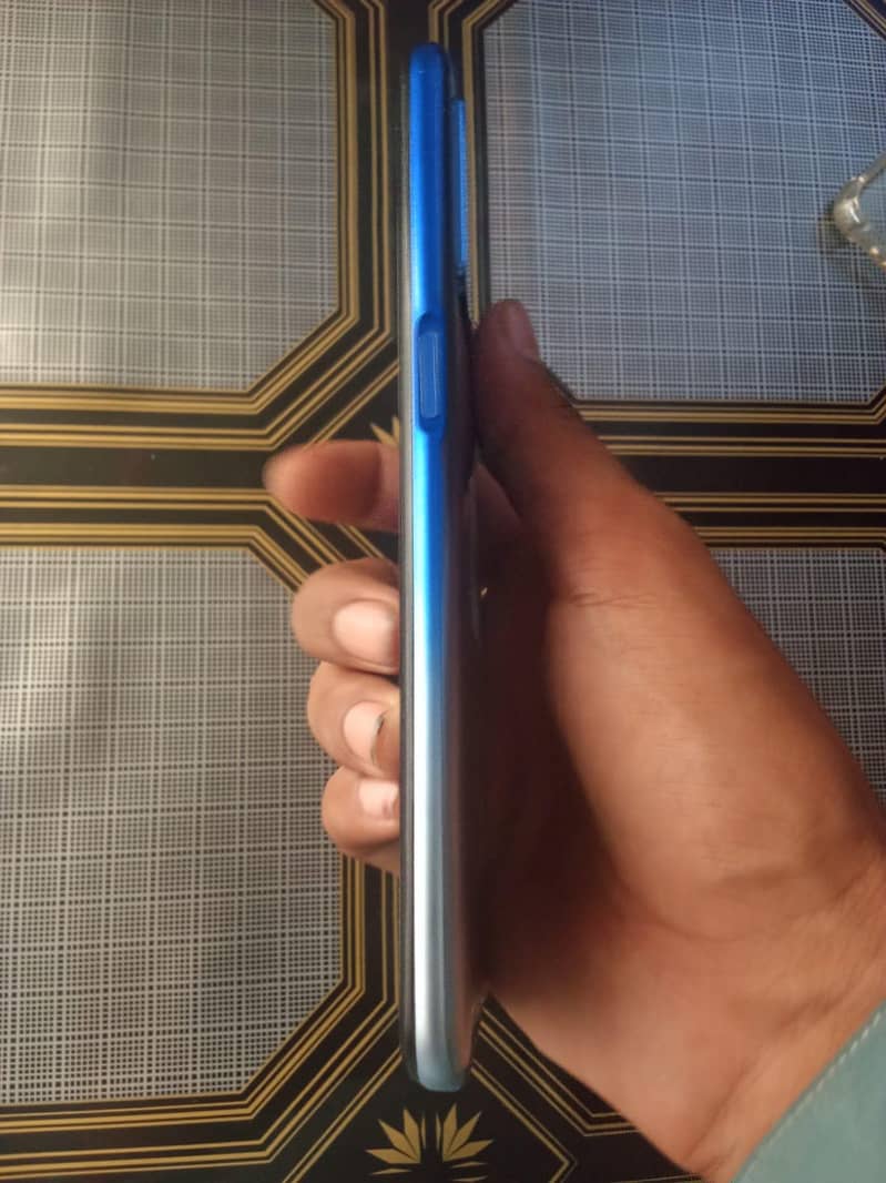 OPPO A54 5