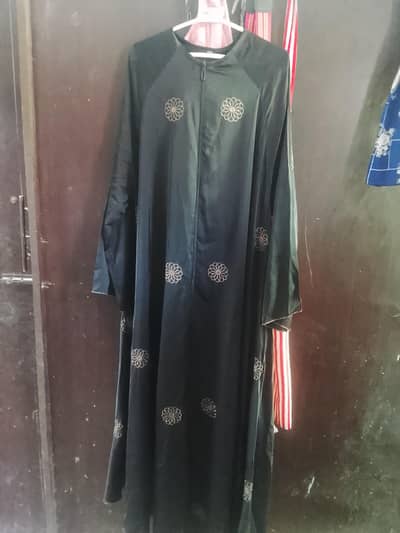 abaya with staller