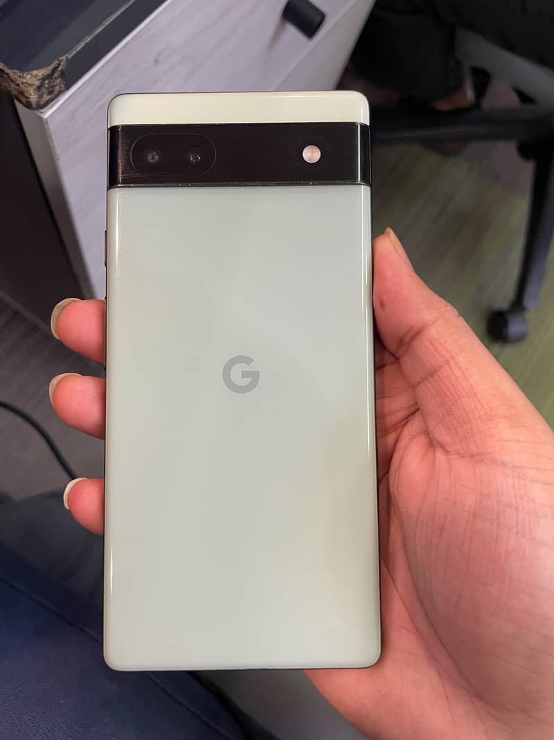 Google Pixel 6a 1