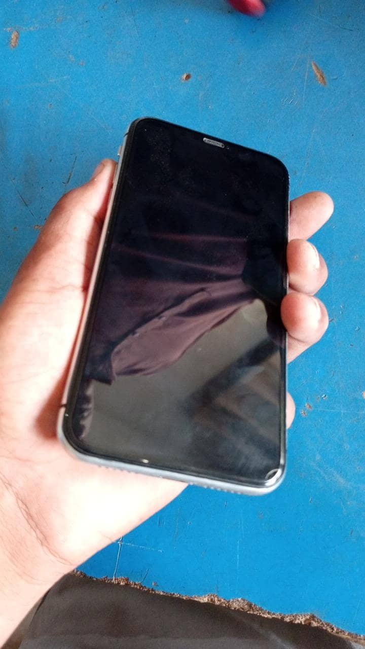 Apple iPhone 11 2