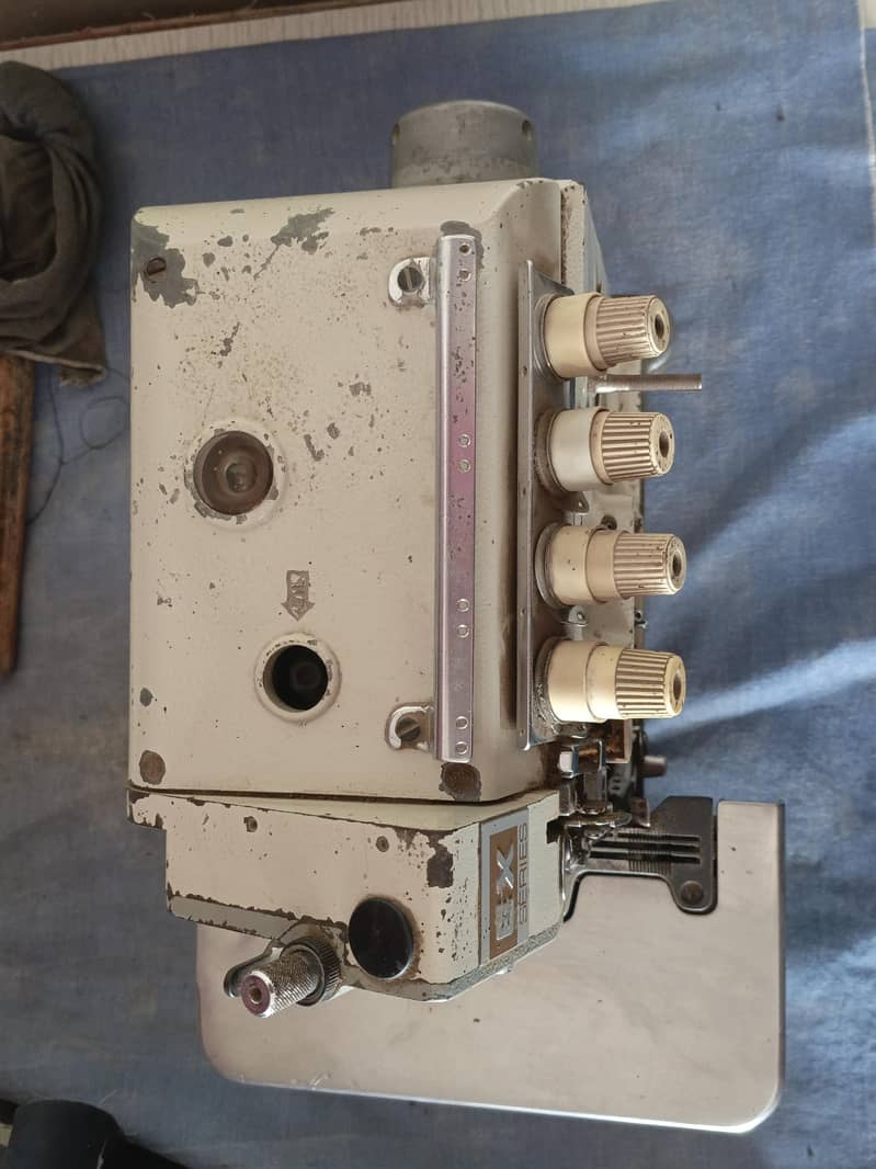 Pegasus Double Needle Designing/over lock machine 3