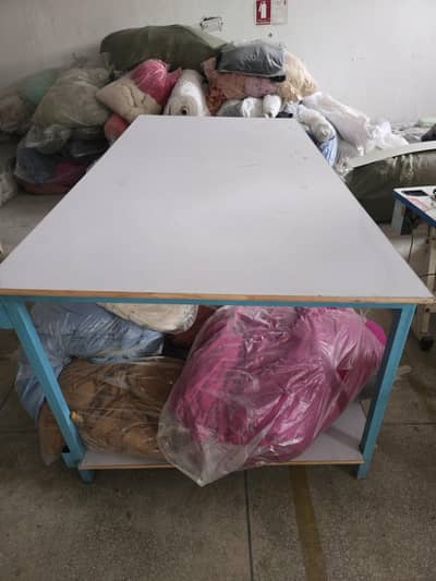 Fabric cutting & quality table