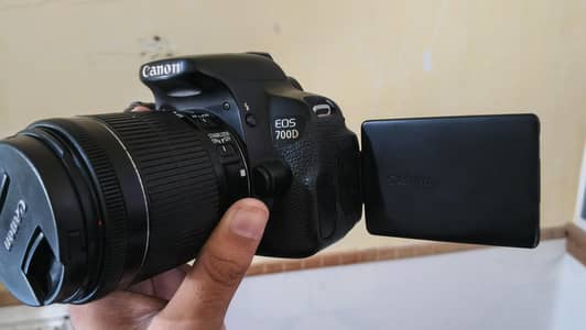 Canon 700D DSLR Camera + 18-55mm STM Lens | Shutter Count 80k