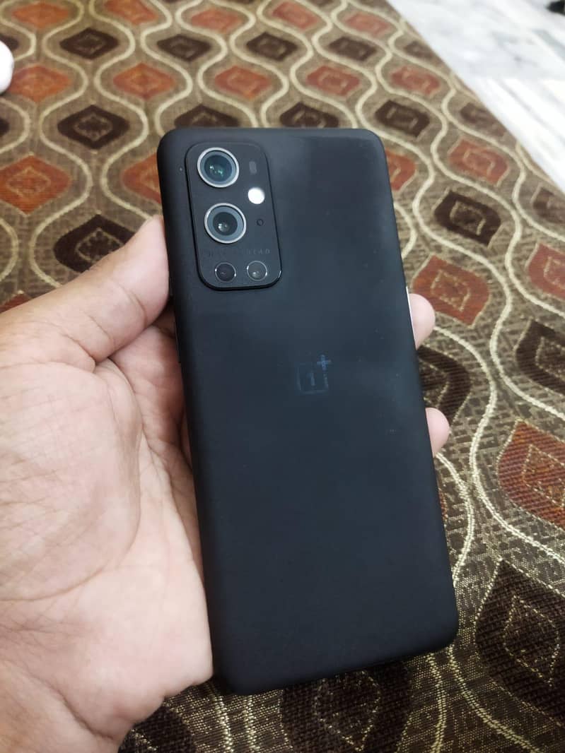 One Plus 9 Pro 1