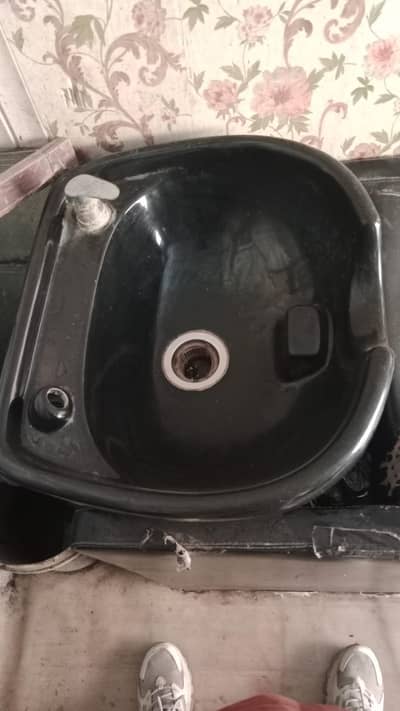 Head wash for urgent sale