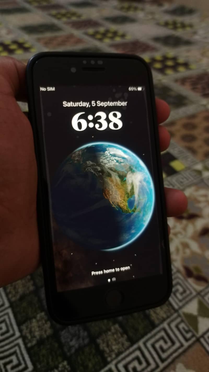 Apple iPhone 8 2