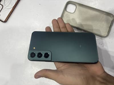 Samsung S22 (PTA Approved)