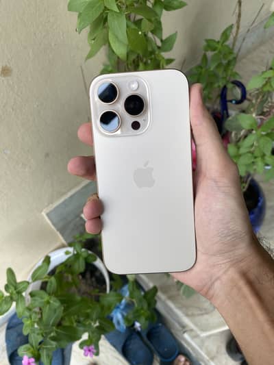 Apple iPhone 16 Pro