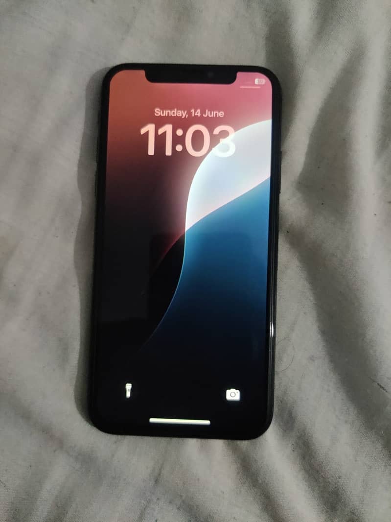 iPhone XS 4