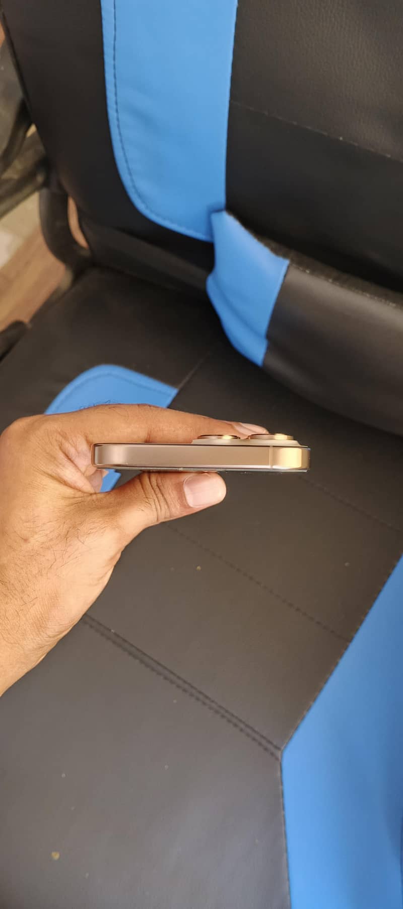 Iphone 16 pro max 7