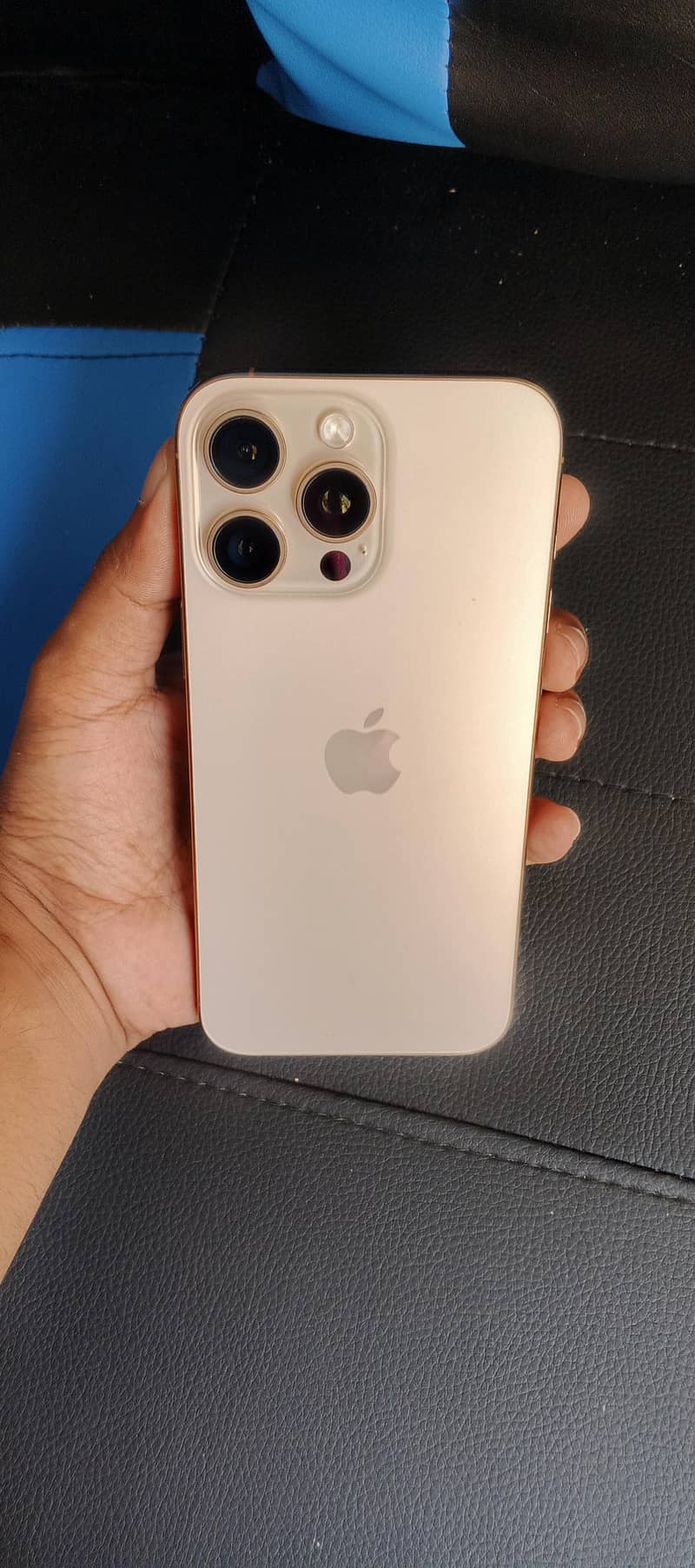Iphone 16 pro max 9