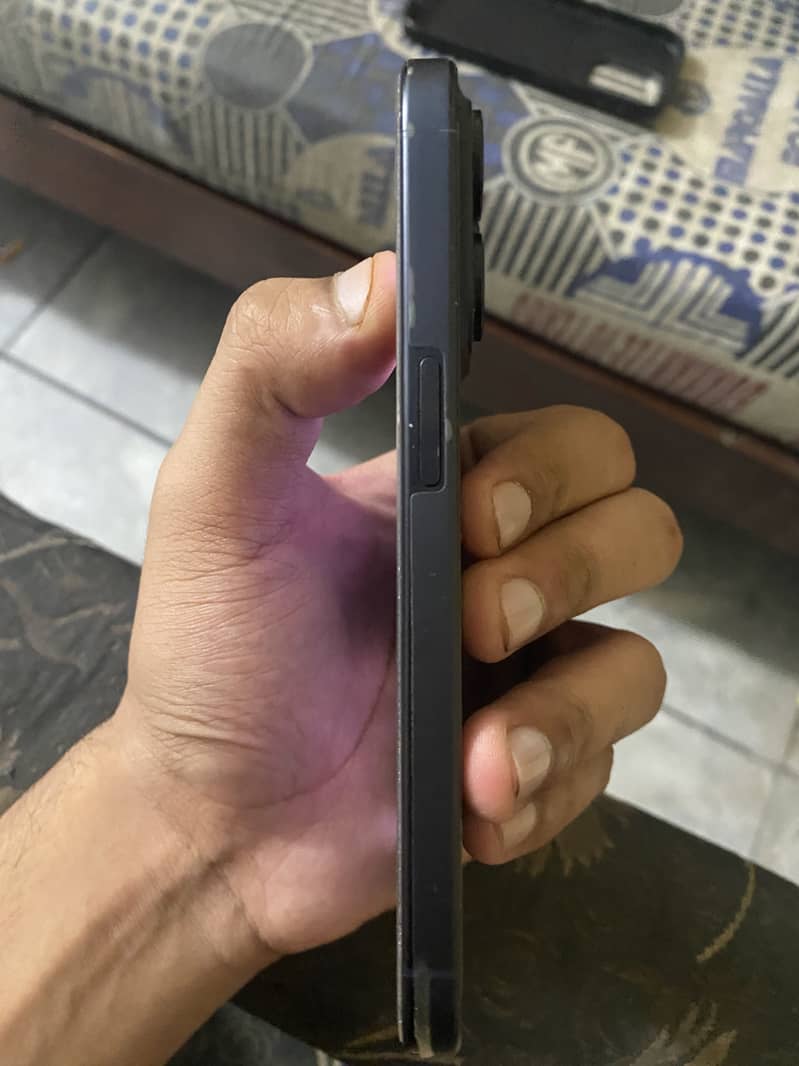 Apple iPhone 15 Pro 5