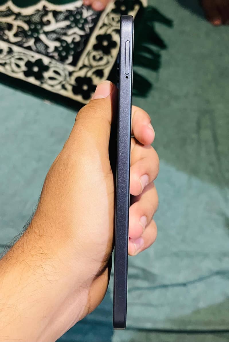 Techno Spark 40 pro 4