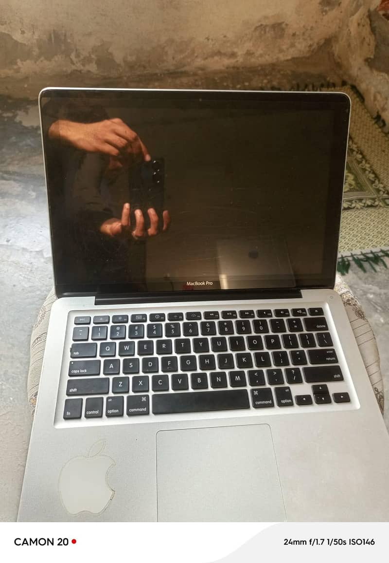 macbook pro 1