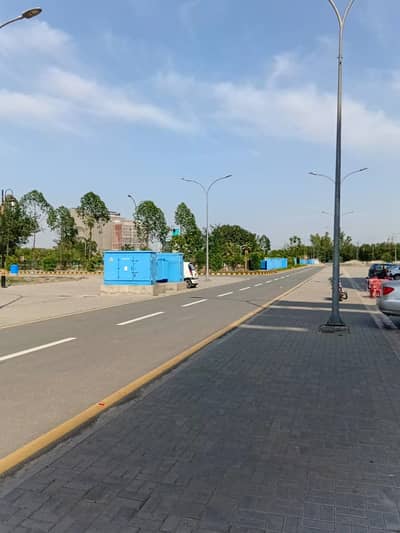 5.33 Marla Commercial Plot At Good Location, Facing Commercial Plaza Available For Sale In Etihad Town Phase-1 Lahore