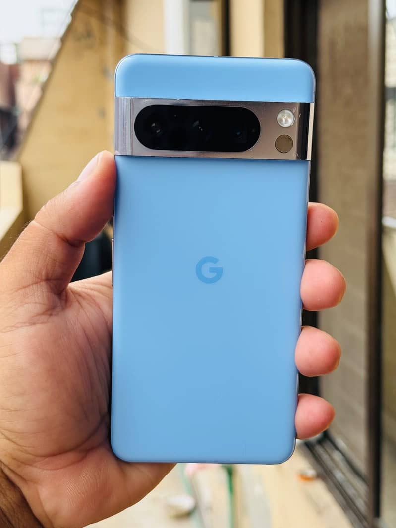 Google Pixel 8 Pro 0