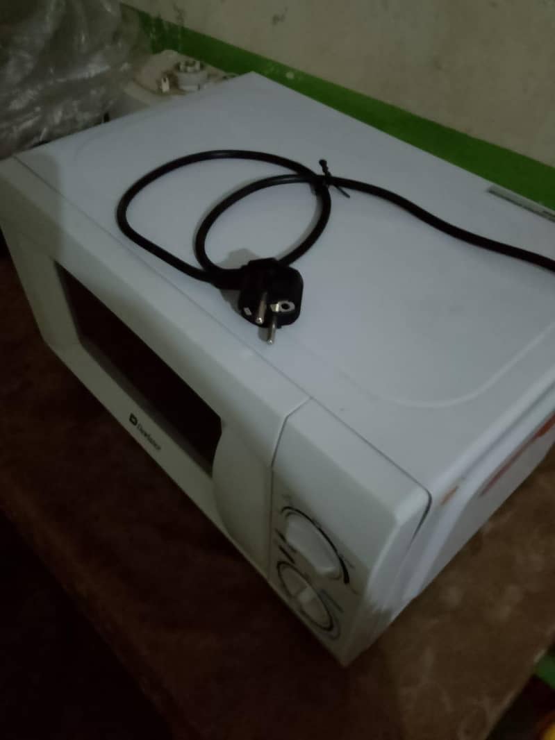 Microwave oven 2