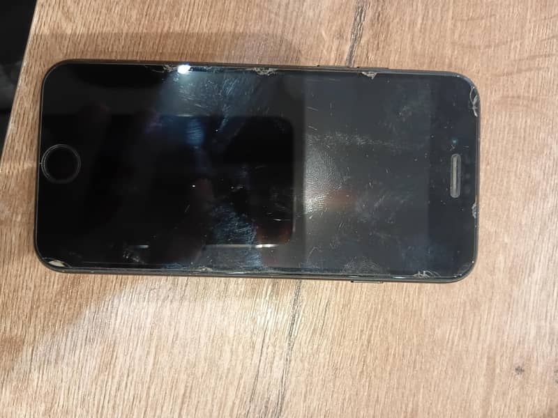 Apple iPhone 7 1
