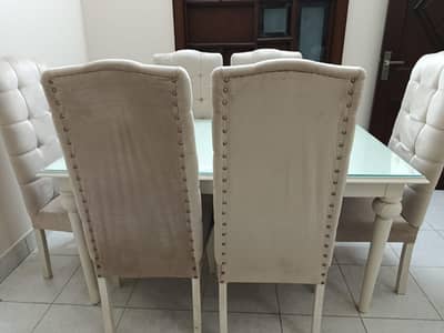 Dining table  set with 6 chairs 9/10 condotion contact #03041258362