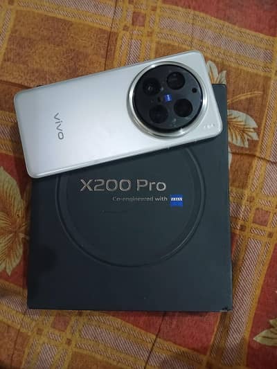 Vivo x200 pro 16 512 full box condition 10.9. 9