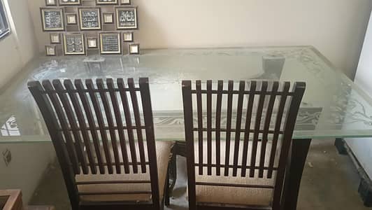 Dininng Table with 4 chairs