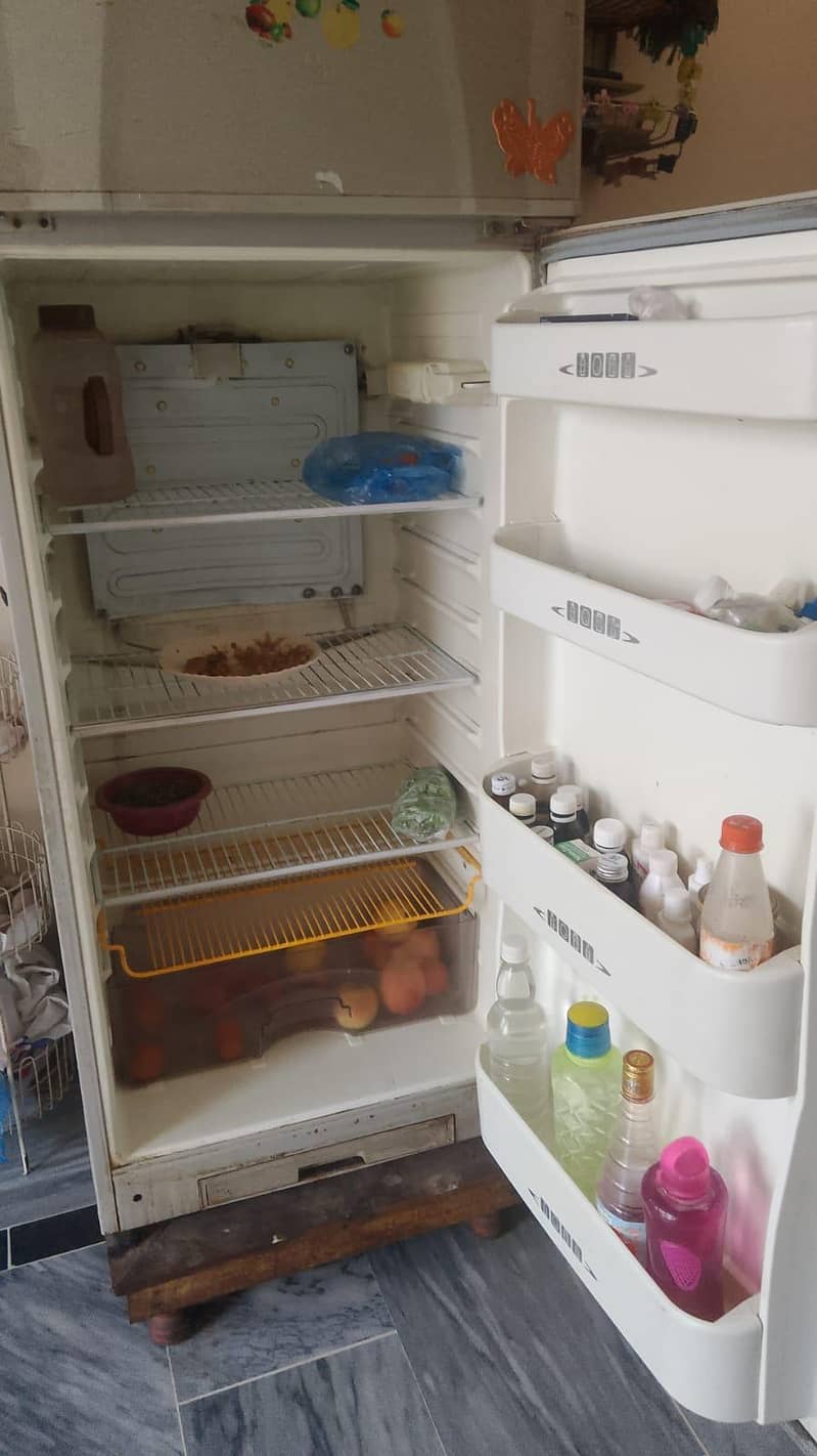 Refrigerator 1
