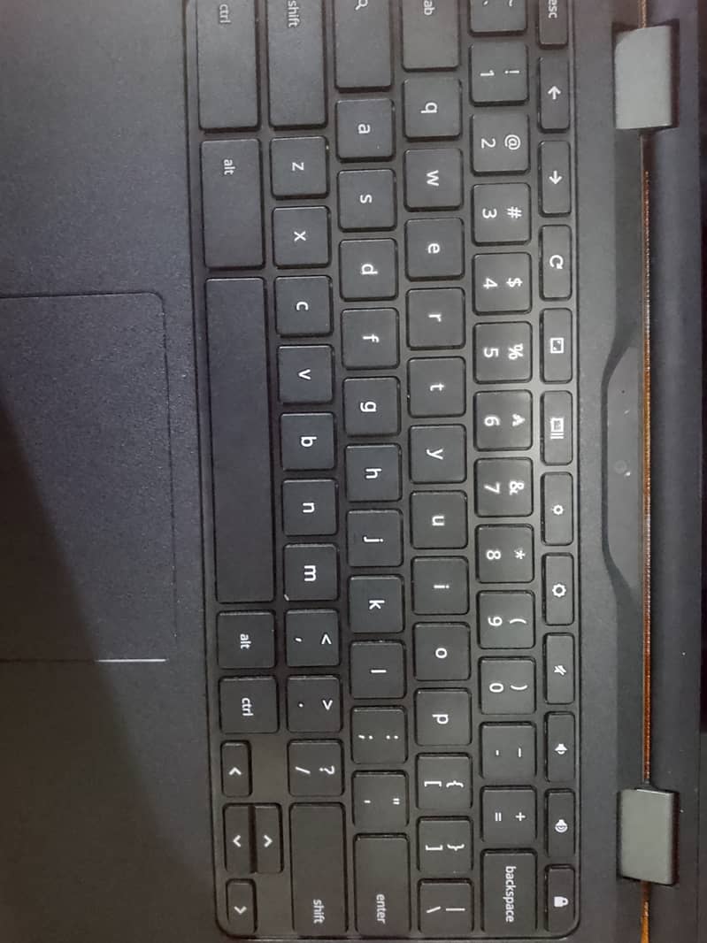 Acer 1st Generation Laptop – Good Condition, Affordable Price 1