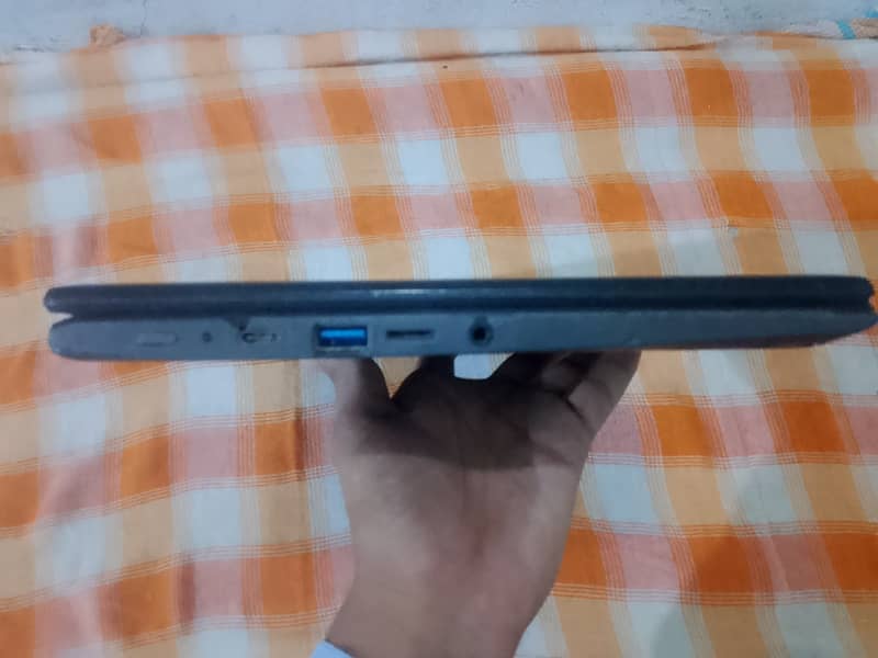 Acer 1st Generation Laptop – Good Condition, Affordable Price 3