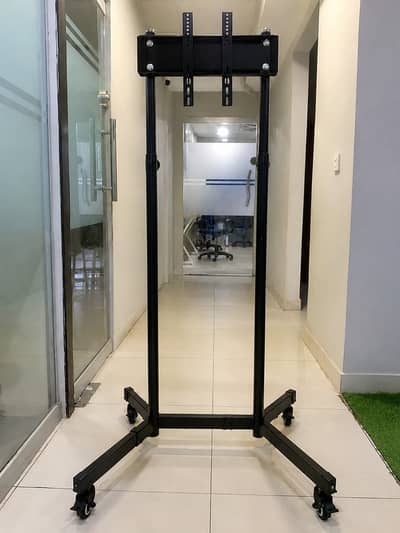 LED Stand for SALE (New, slightly used)
