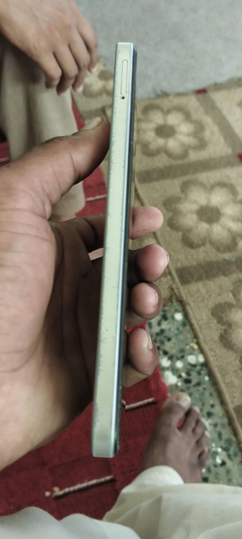 Realme c33 3