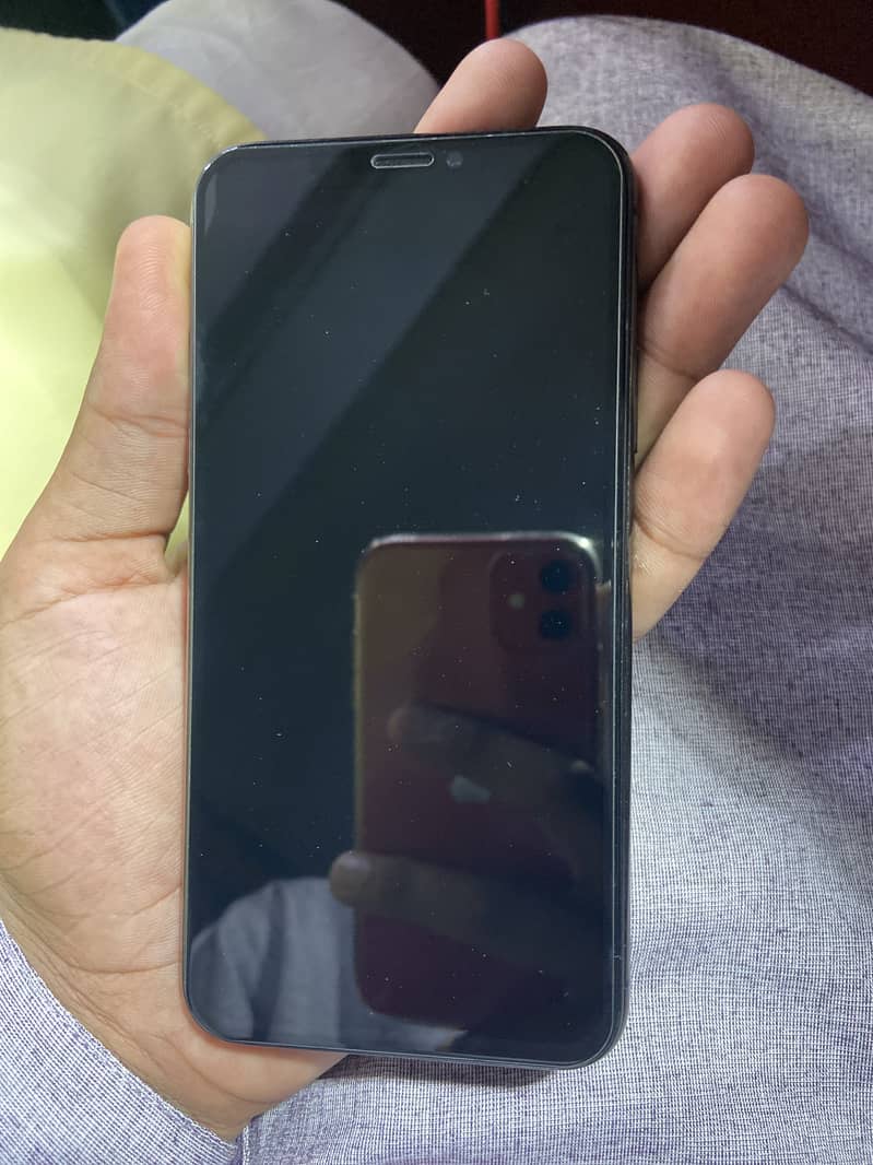 Apple iPhone X 3