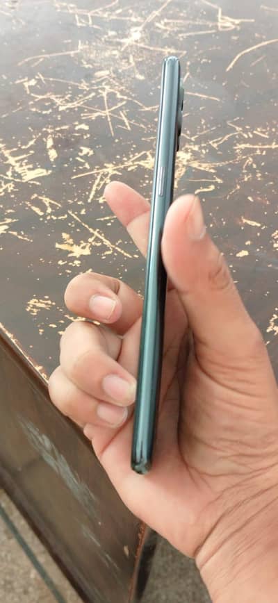OPPO F17 Pro