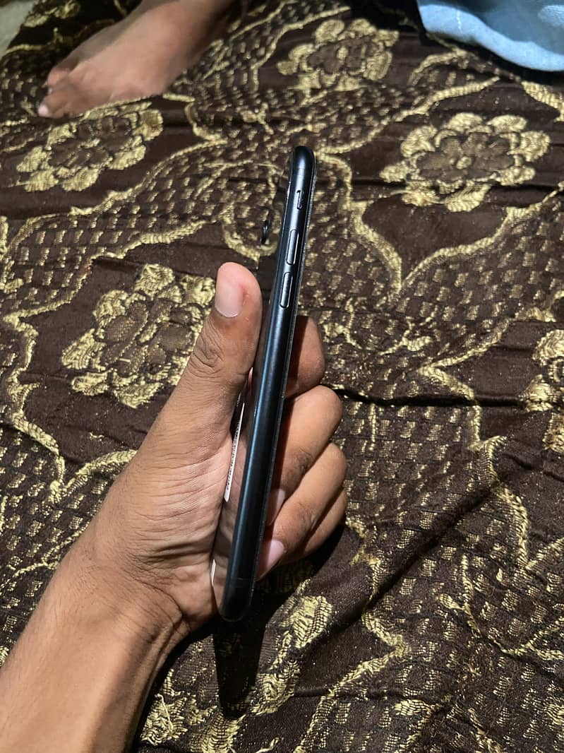 Apple iPhone SE 1