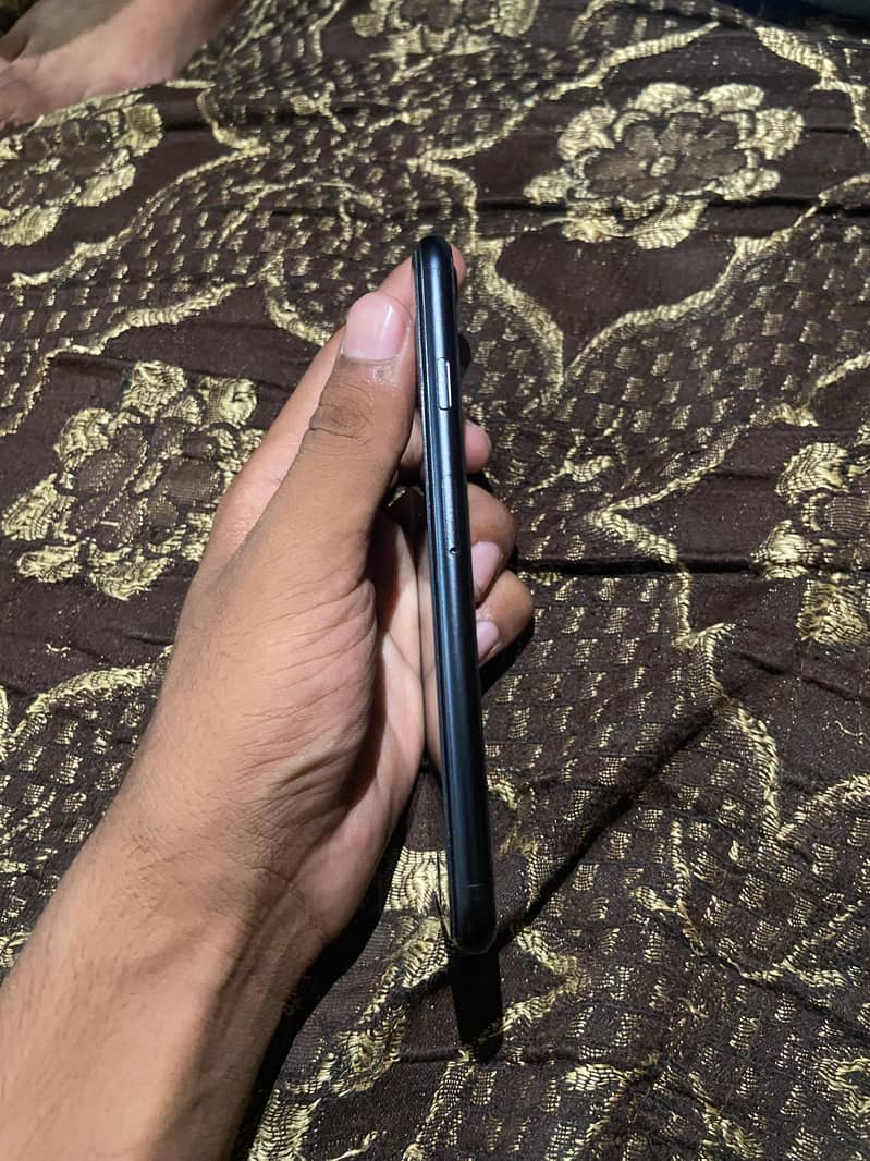 Apple iPhone SE 2